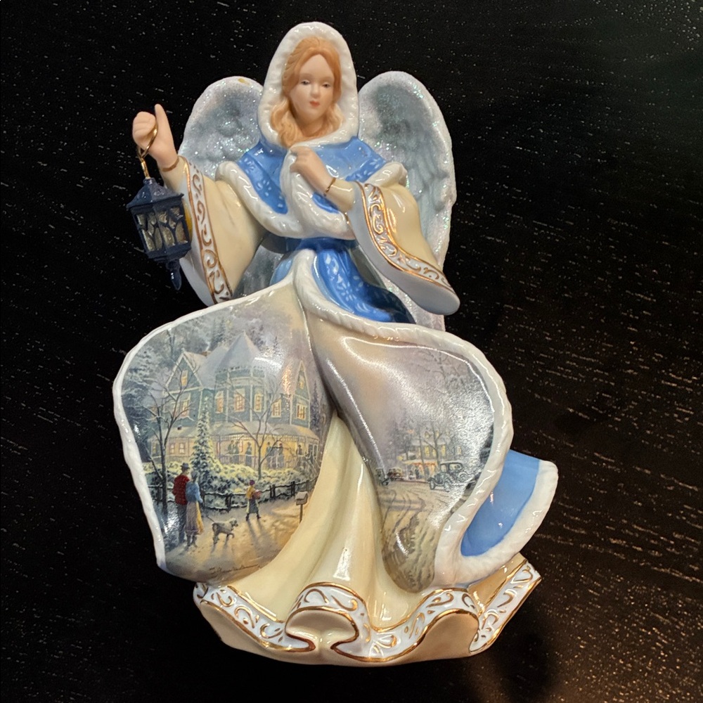 Thomas Kinkade Winter Angel of Light Light Up Figurine